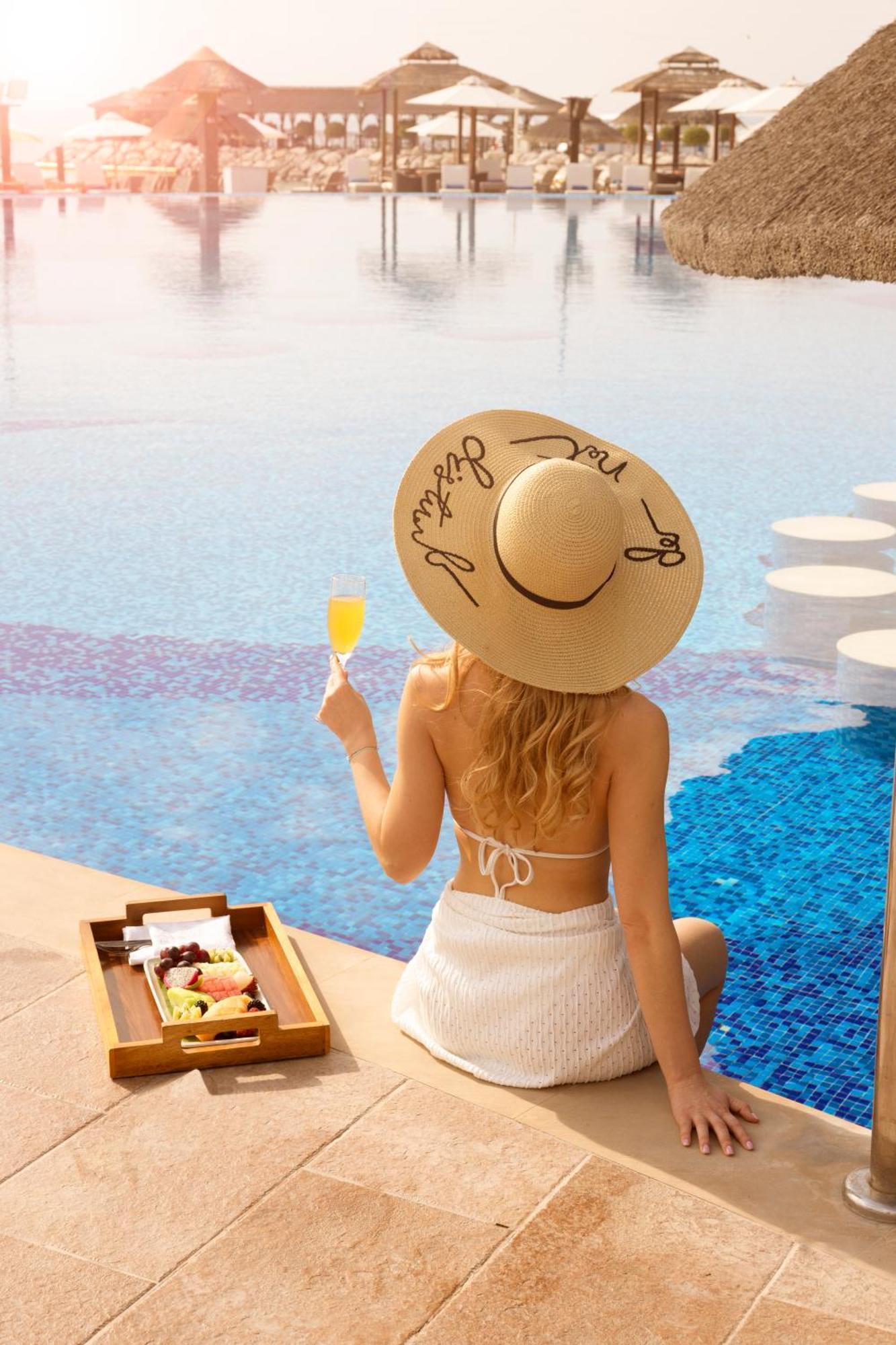 Al Maya Island & Resort Abu Dabi Exterior foto